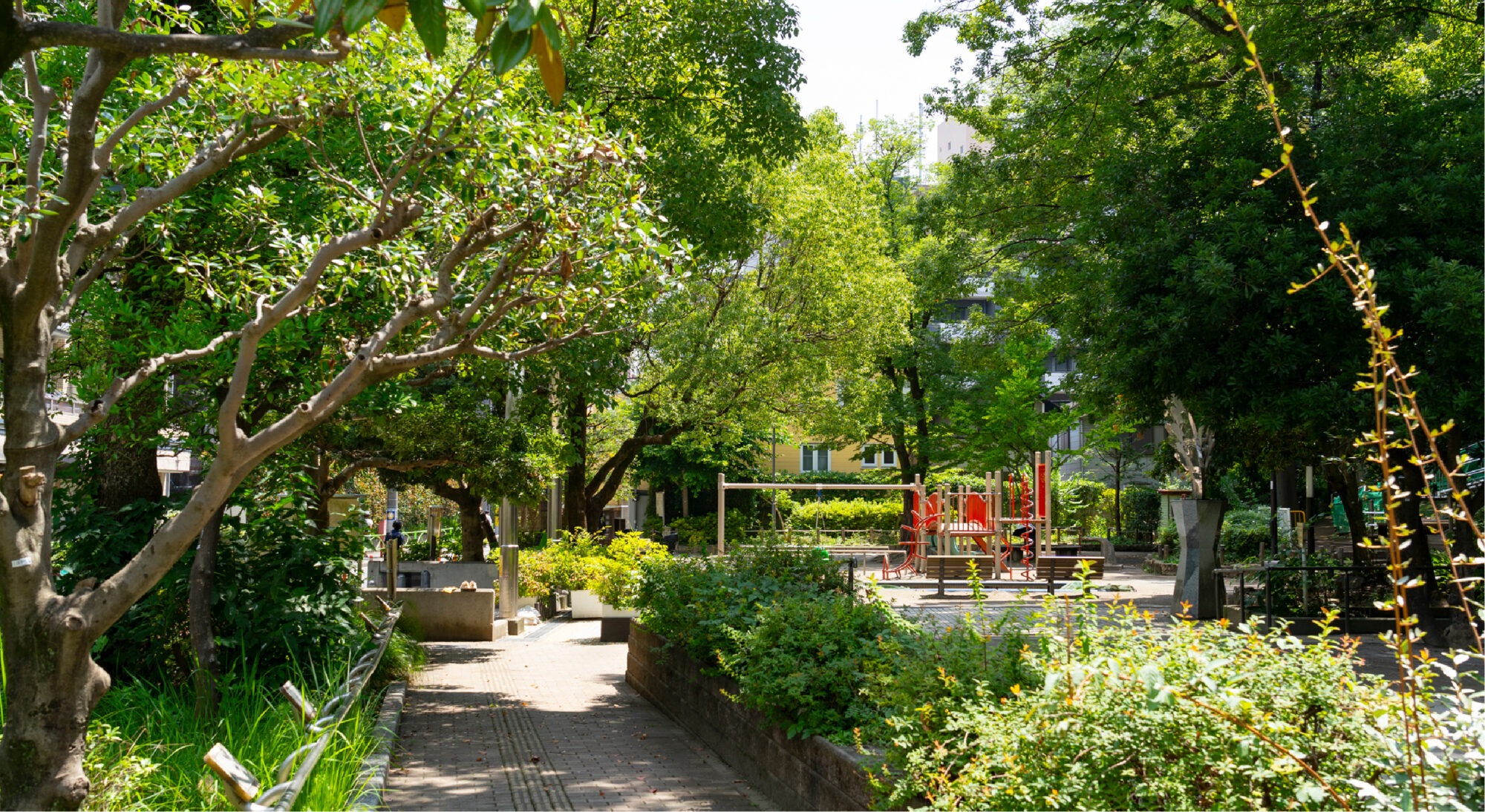 中根公園（約500m／徒歩7分）