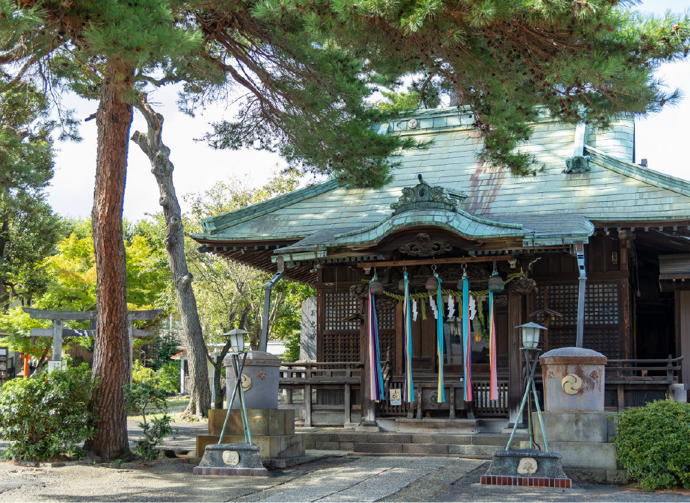 駒留八幡神社（約440m/徒歩6分）