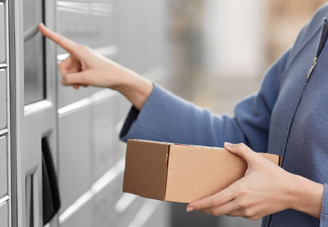 宅配ロッカー